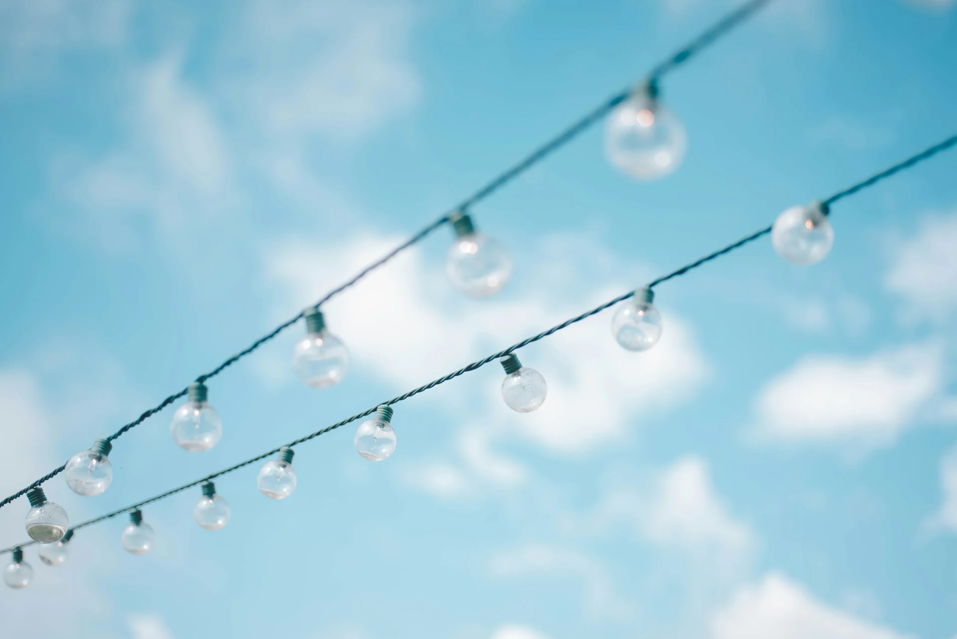 ロープアクセス工法が選ばれる理由｜足場・高所作業車との比較ガイド（写真2）